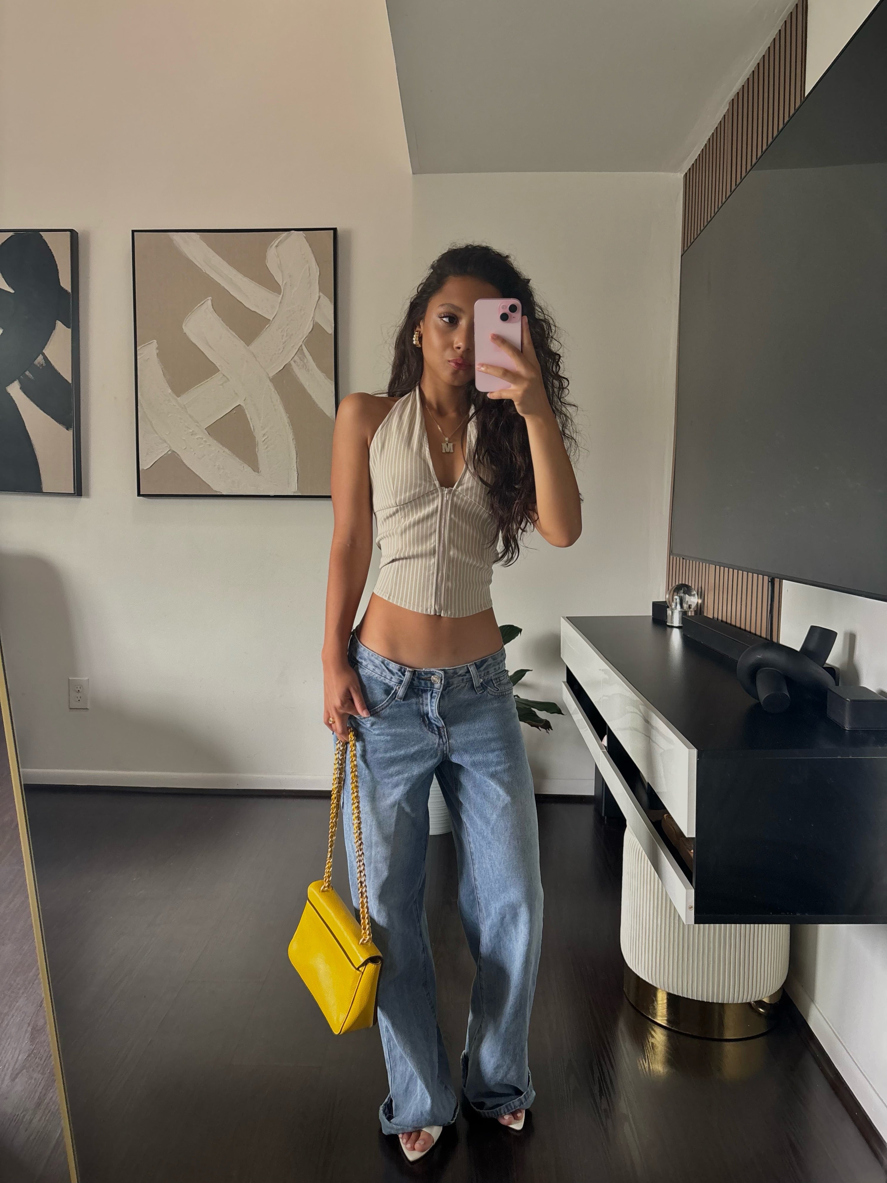 The bella top