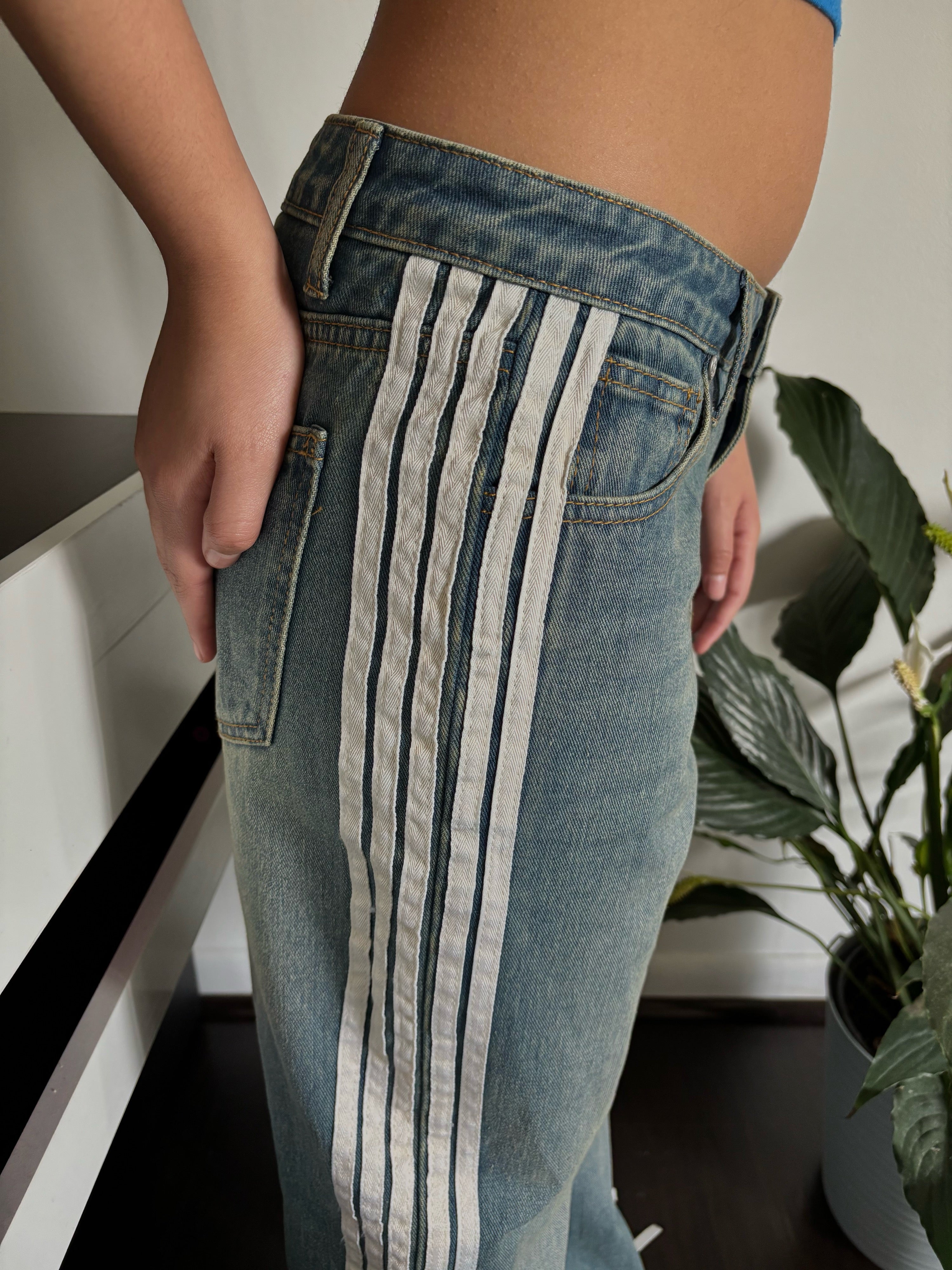 washed jeans