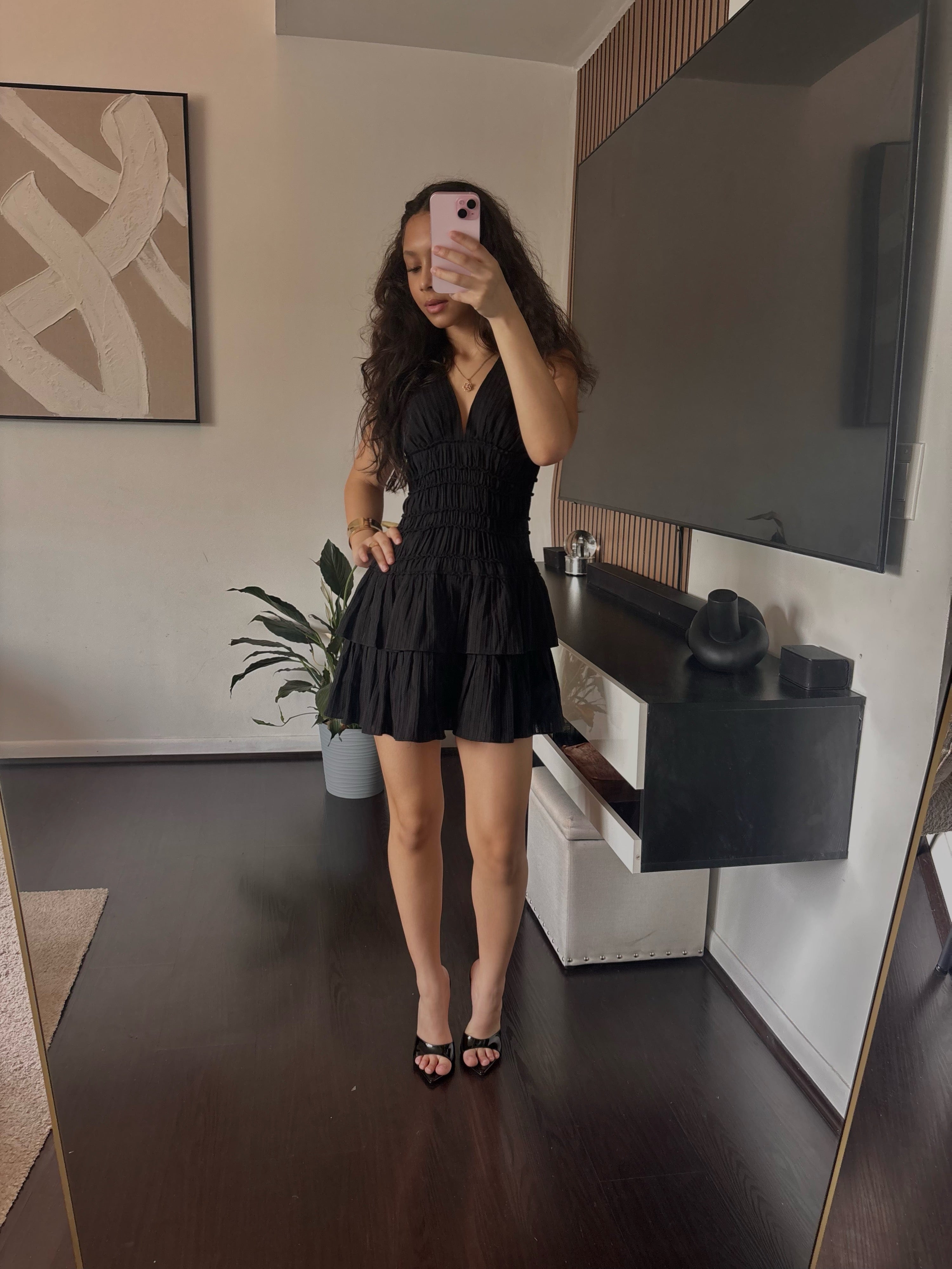 200s black dress