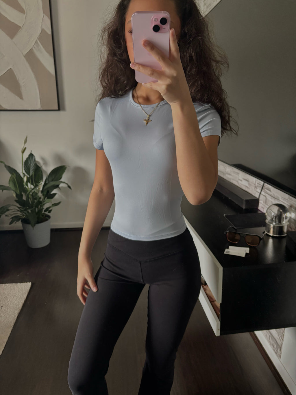 blue gym top