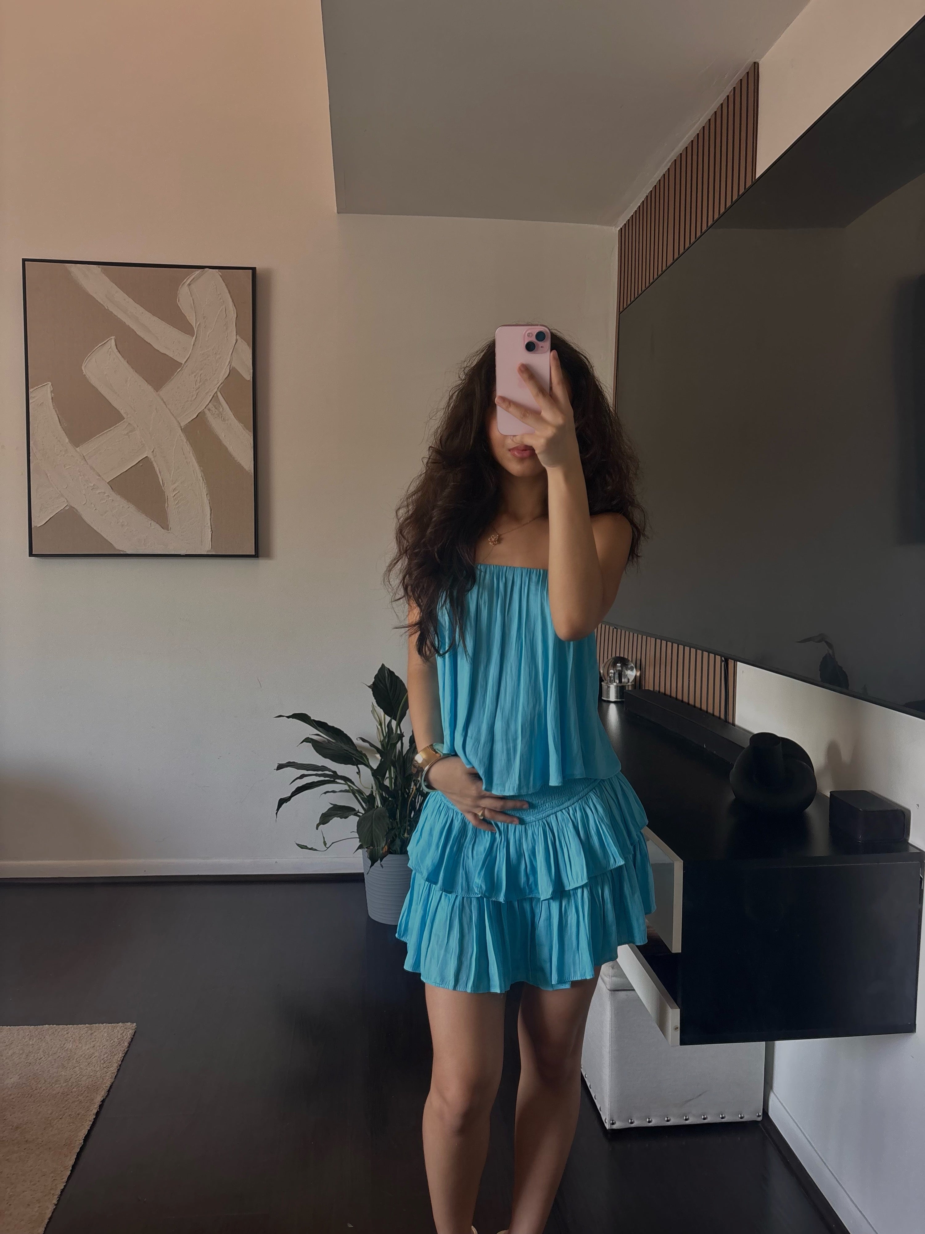 2000s Sky Muse
