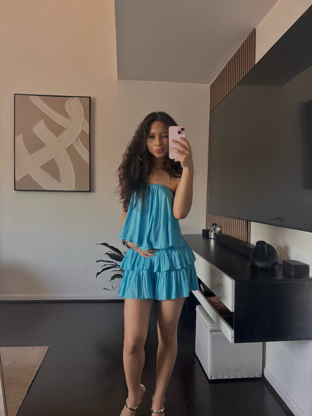 2000s Sky Muse