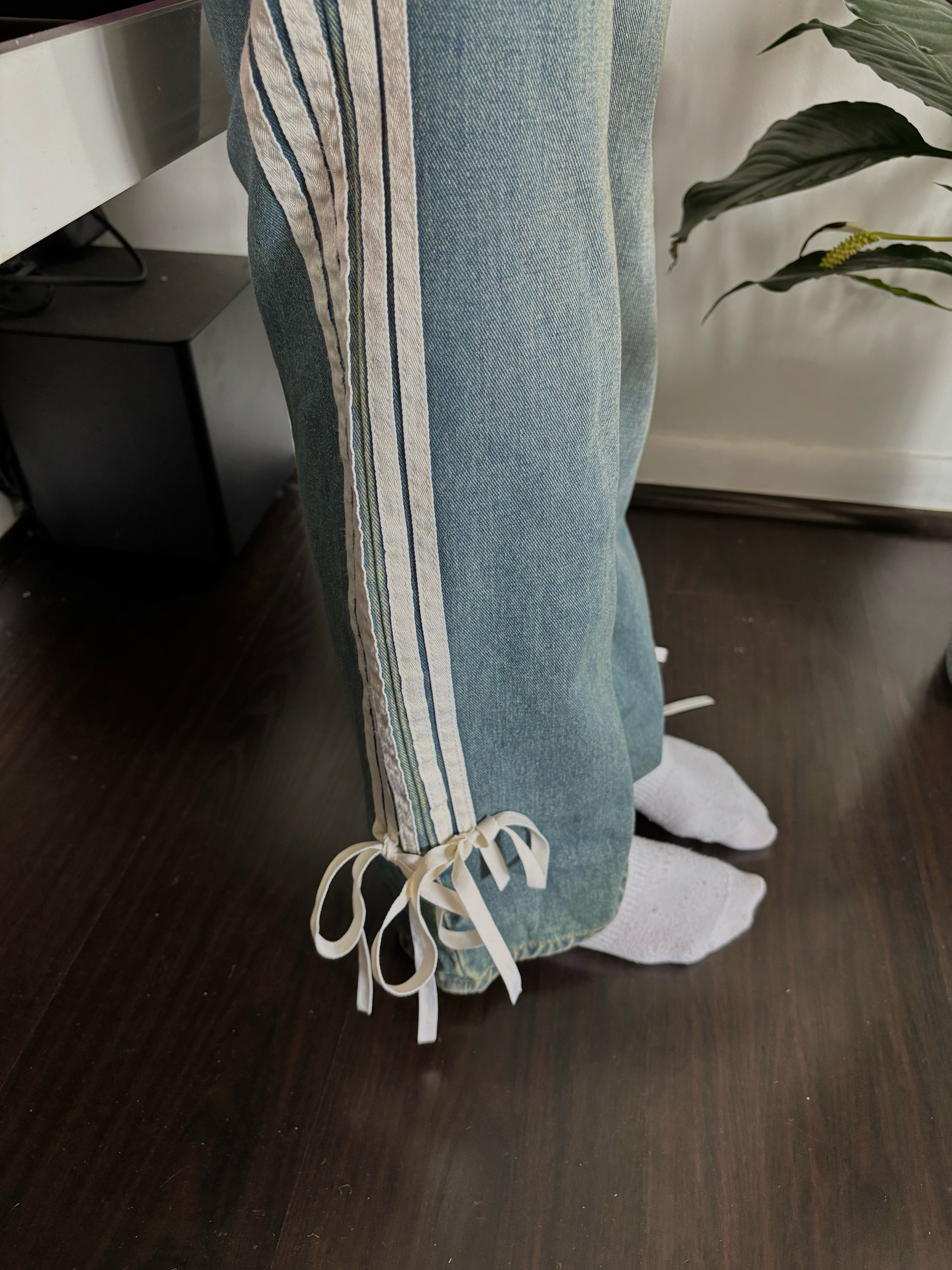 washed jeans