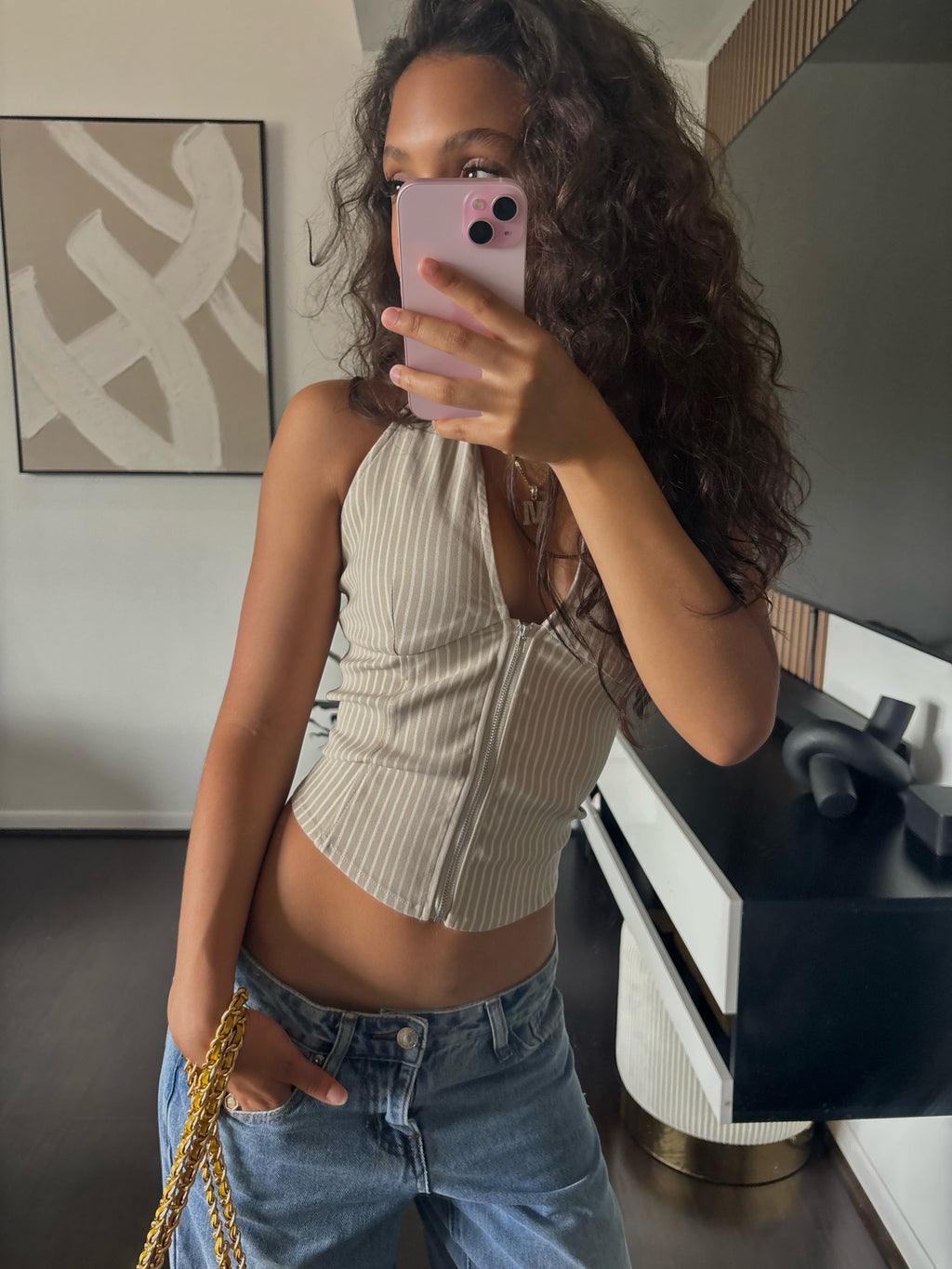 The bella top