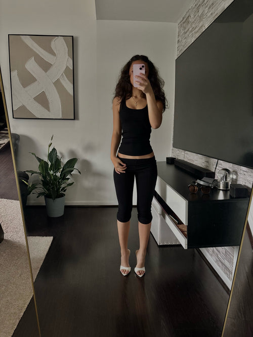 black tank top