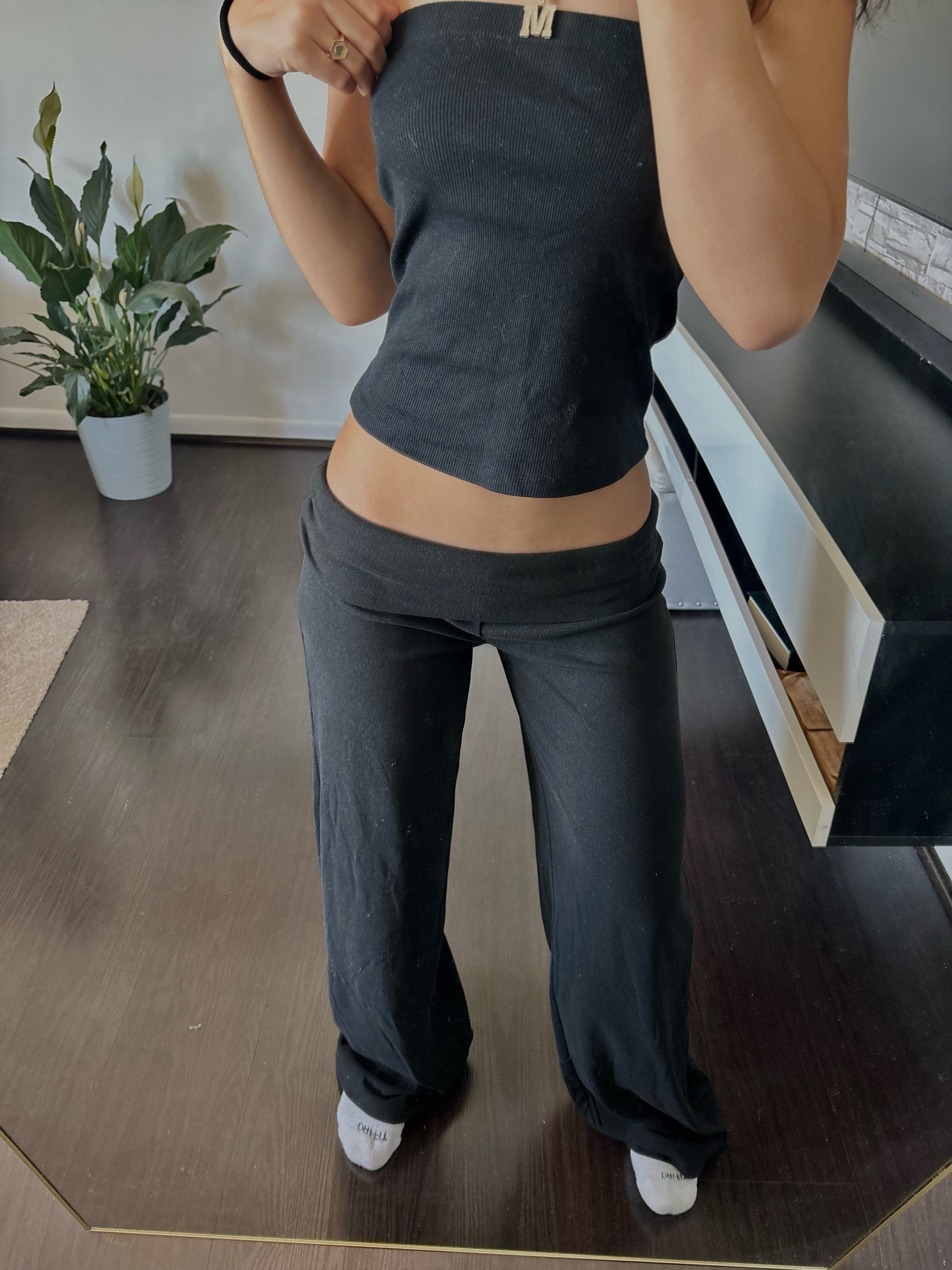 Cashmere Low-Rise Pants black