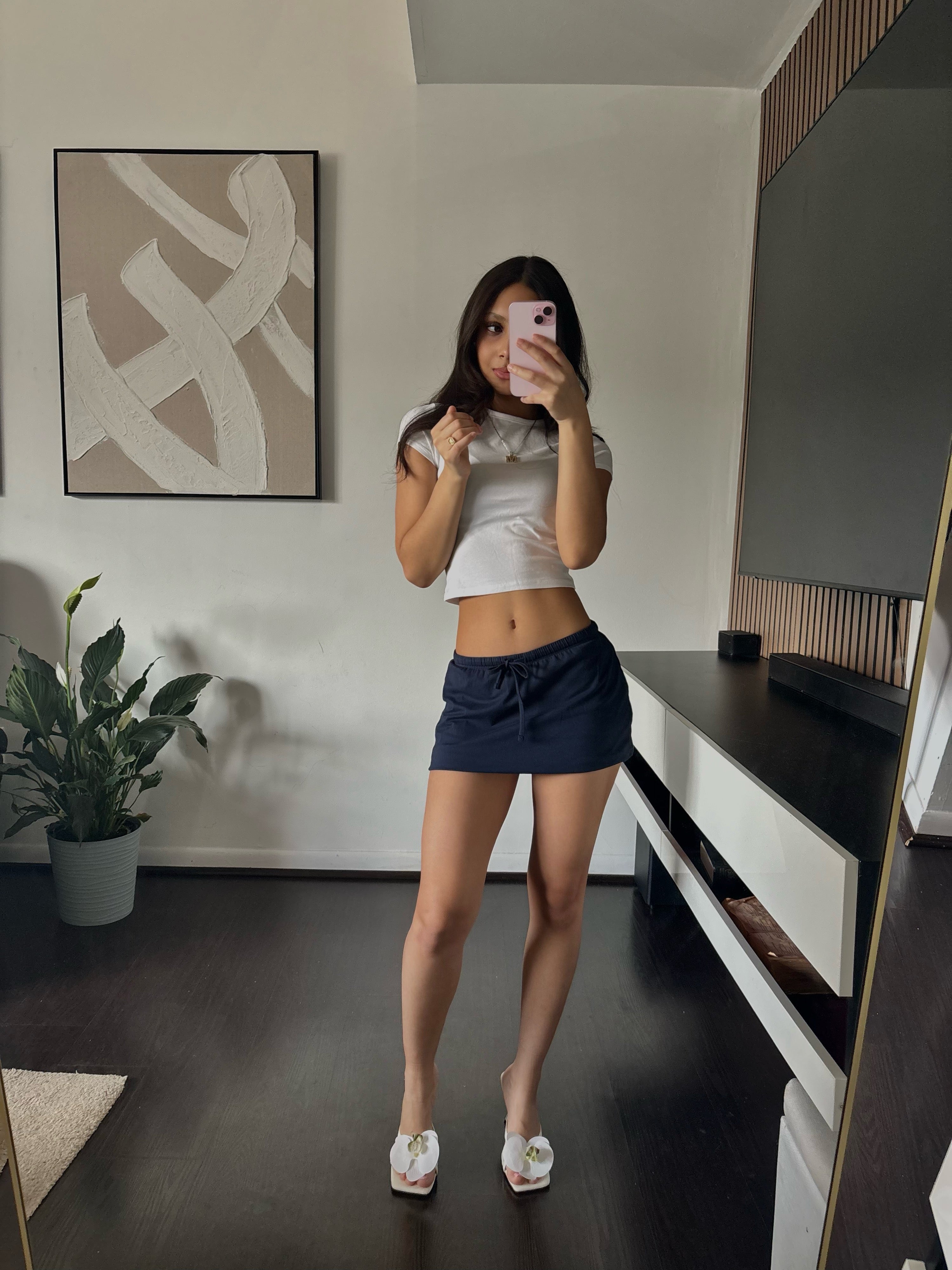 mini skirt